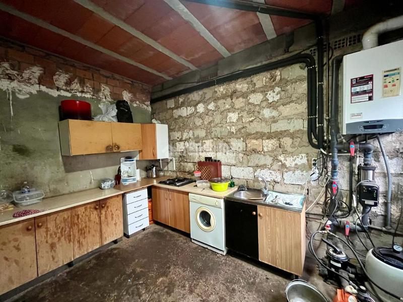 Foto ff8e614b-888c-4ef2-aa9d-2a42c35bf375. Casa pareada casa en venta en Valdepeñas Foto ff8e614b-888c-4ef2-aa9d-2a42c35bf375. Casa pareada casa en venta en Valdepeñas