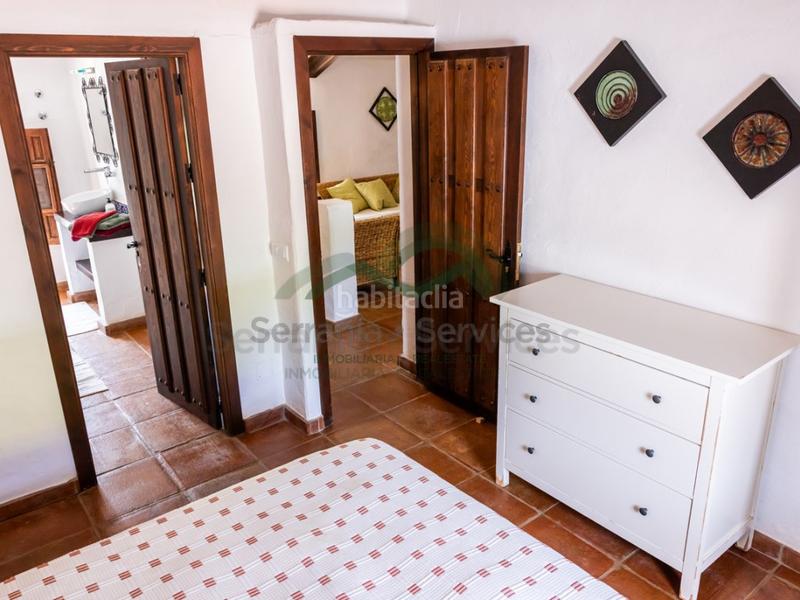 Foto 2a2281f3-c99b-4355-b435-2731fd550123. Masia a Grazalema Foto 2a2281f3-c99b-4355-b435-2731fd550123. Masia a Grazalema