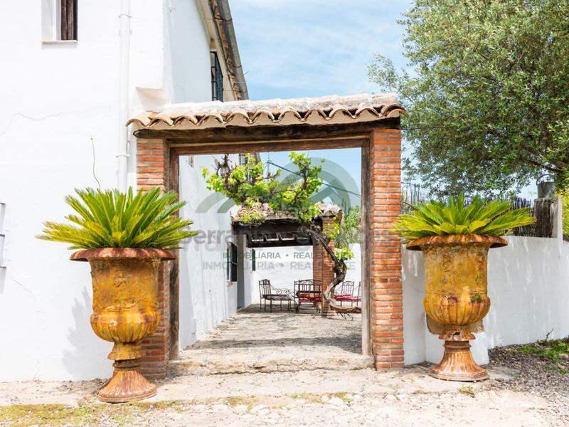 Foto beea6da7-a9fa-414f-8822-2042e65c2240. Masia a Grazalema Foto beea6da7-a9fa-414f-8822-2042e65c2240. Masia a Grazalema