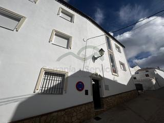 Edifici a Cuevas del Becerro. Serrania services inmobiliaria edificio moderno en venta en cuev Edifici a Cuevas del Becerro. Serrania services inmobiliaria edificio moderno en venta en cuev