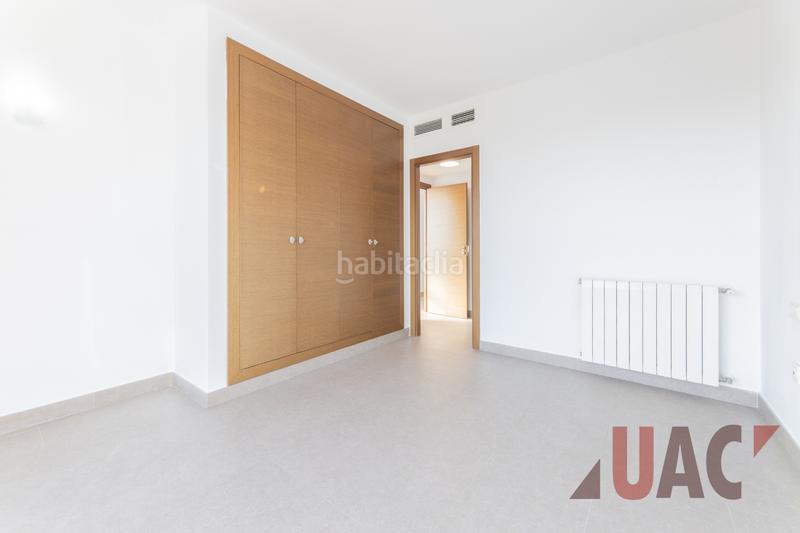 Foto a8a1c7a1-21f4-42e1-8d77-6f89ec8e2e8d. Dúplex amb calefacció aparcament a L´Eixereta Burjassot Foto a8a1c7a1-21f4-42e1-8d77-6f89ec8e2e8d. Dúplex amb calefacció aparcament a L´Eixereta Burjassot