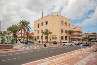 Location Édifice à Calle león y castillo 275. Edificio emblemático en las palmas de gran canaria Location Édifice à Calle león y castillo 275. Edificio emblemático en las palmas de gran canaria