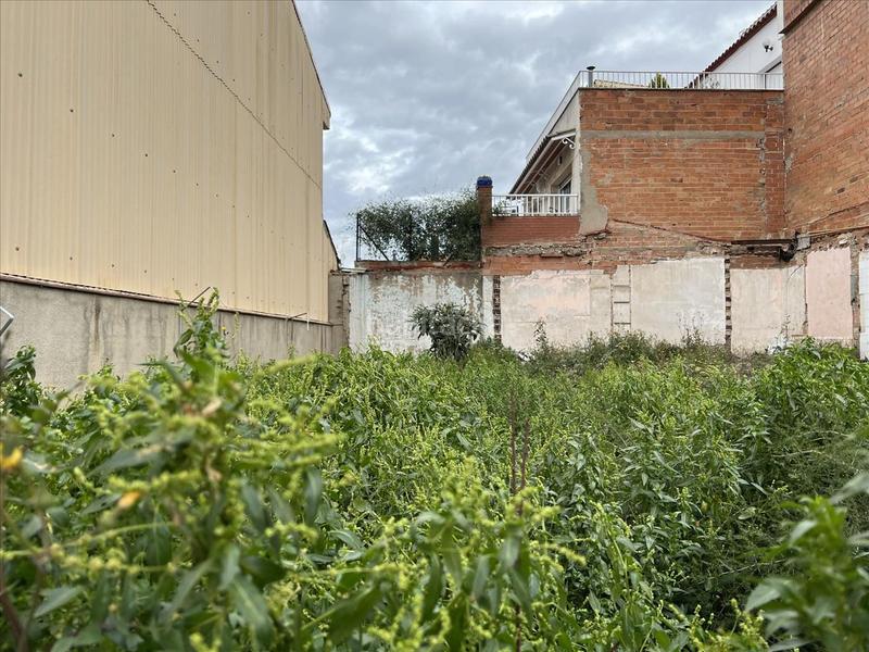 Foto b4cf0e51-e5ec-4d1f-b421-31ecae17b9ee. Terreno residencial en alacant en Ca n´Oriol Rubí Foto b4cf0e51-e5ec-4d1f-b421-31ecae17b9ee. Terreno residencial en alacant en Ca n´Oriol Rubí