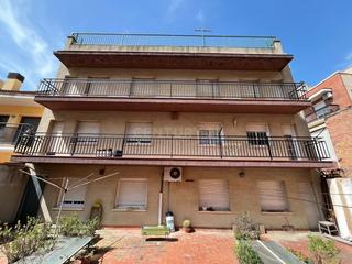Edifici a Polinyà Edifici a Polinyà