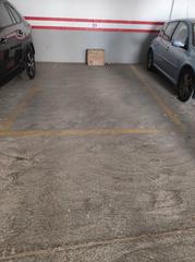 Parking coche en Ejido centro. Garaje amplio Parking coche en Ejido centro. Garaje amplio