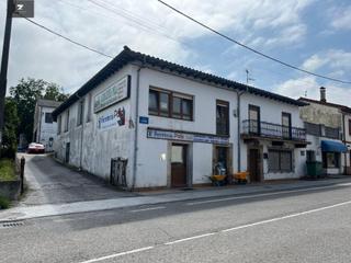 Masia a Selaya. Casona con amplia finca y local comercial Masia a Selaya. Casona con amplia finca y local comercial