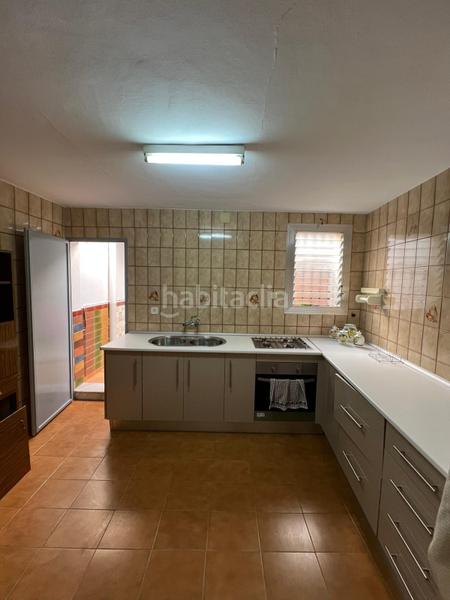 Foto 68762763-7dd9-444c-8ad7-f3799ff5feca. Casa con parcheggio in Fuentes de Andalucía Foto 68762763-7dd9-444c-8ad7-f3799ff5feca. Casa con parcheggio in Fuentes de Andalucía