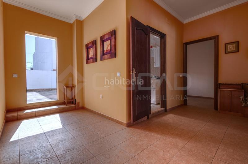 Foto 946ed04b-36ed-4602-8f5c-a1ecf97a77ed. Casa amb aparcament a Mairena del Alcor Foto 946ed04b-36ed-4602-8f5c-a1ecf97a77ed. Casa amb aparcament a Mairena del Alcor