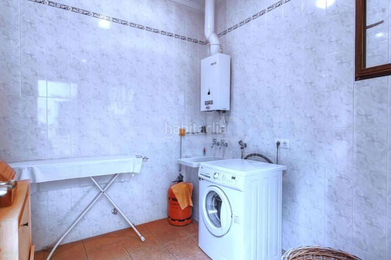 Foto f58a9470-74f1-48a5-bbd0-e413cbe54afc. Casa amb aparcament a Mairena del Alcor Foto f58a9470-74f1-48a5-bbd0-e413cbe54afc. Casa amb aparcament a Mairena del Alcor