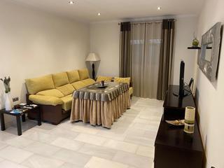 Haus in Marchena. Casa con cochera en el barco Haus in Marchena. Casa con cochera en el barco