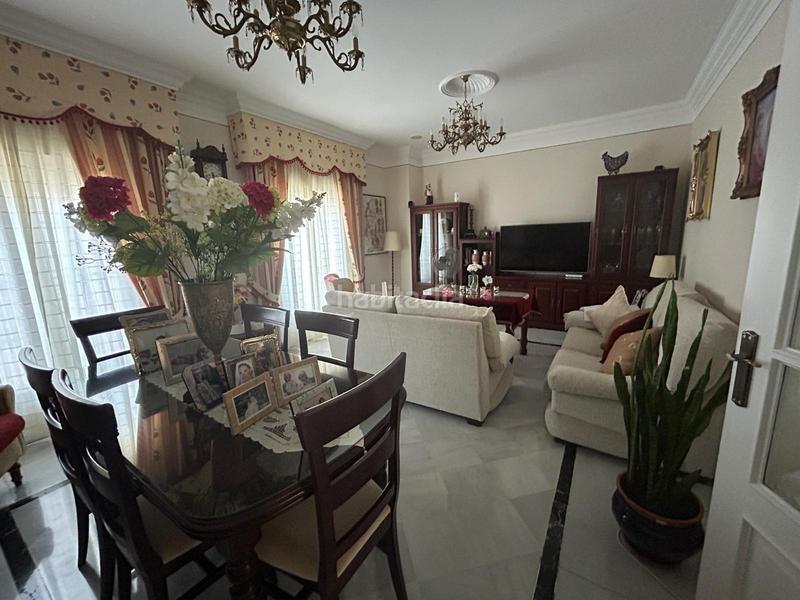 Foto 14ee5f52-aa4a-4a52-afd9-3313a3276884. Maison dans Centro Utrera Foto 14ee5f52-aa4a-4a52-afd9-3313a3276884. Maison dans Centro Utrera