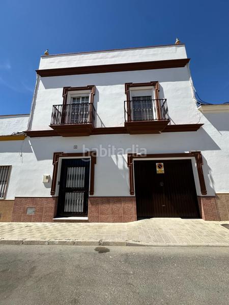 Foto 0a26fa79-5179-4612-b08a-5da801f98dff. Casa  con cochera en Estación - La Fontanilla - El Tinte Utrera Foto 0a26fa79-5179-4612-b08a-5da801f98dff. Casa  con cochera en Estación - La Fontanilla - El Tinte Utrera