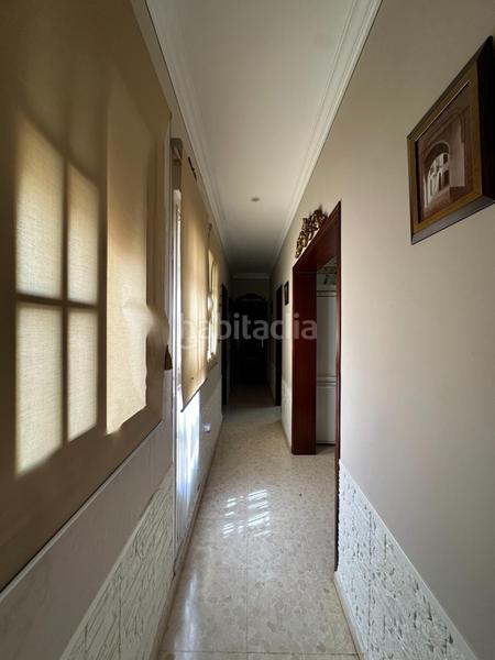 Foto 1cb02830-f28d-495f-9b0d-9a8a55a7de72. Casa  con cochera en Estación - La Fontanilla - El Tinte Utrera Foto 1cb02830-f28d-495f-9b0d-9a8a55a7de72. Casa  con cochera en Estación - La Fontanilla - El Tinte Utrera