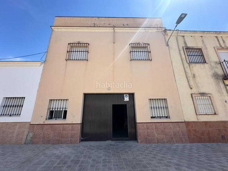 Foto 6aeb8f4e-20c7-4be3-8ae2-c24c8bb98b5b. Casa  con cochera en Estación - La Fontanilla - El Tinte Utrera Foto 6aeb8f4e-20c7-4be3-8ae2-c24c8bb98b5b. Casa  con cochera en Estación - La Fontanilla - El Tinte Utrera