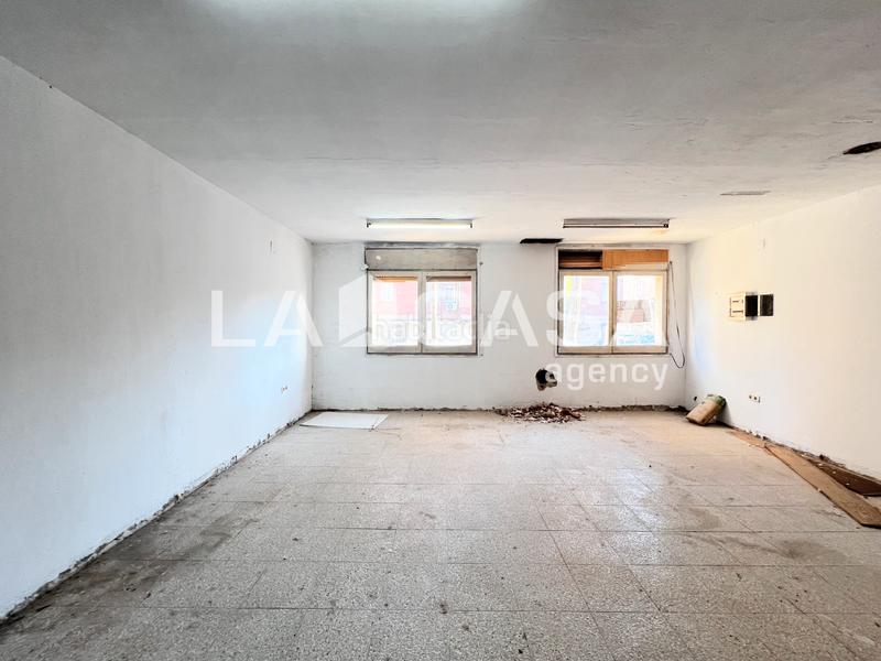 Foto 41c276aa-e713-4e6c-88e3-11a4be54a675. Attico in Lloreda Badalona Foto 41c276aa-e713-4e6c-88e3-11a4be54a675. Attico in Lloreda Badalona