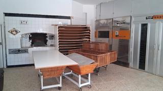 Location Local commercial  Avenida cambados. Panadería en alquiler con horno de leña y horno eléctrico Location Local commercial  Avenida cambados. Panadería en alquiler con horno de leña y horno eléctrico