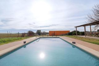 Casa Carrer cases noves. Un oasis de tranquilidad en vilanant Casa Carrer cases noves. Un oasis de tranquilidad en vilanant