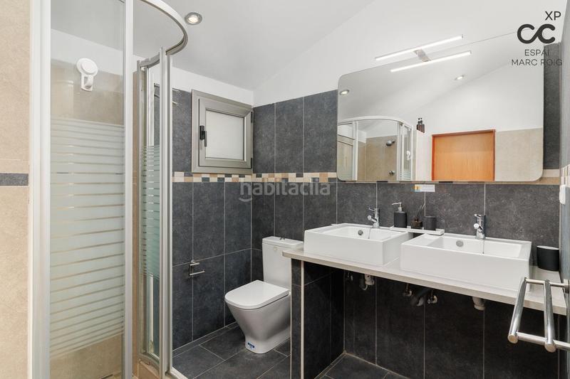 Foto 1c30d8a1-cafc-492a-a0ac-b5e6282aba54. Ático dúplex con encanto vistas panorámicas, historia y rentabilidad asegurada en Portbou Foto 1c30d8a1-cafc-492a-a0ac-b5e6282aba54. Ático dúplex con encanto vistas panorámicas, historia y rentabilidad asegurada en Portbou