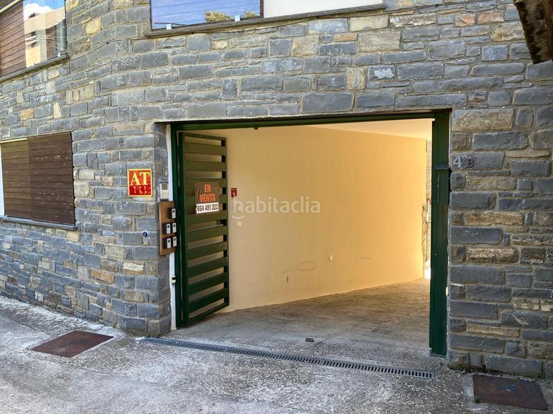 Foto a8d42ba9-823b-497a-821d-603c38555e00. Aparcament cotxe a barrio nuevo 4 a Broto Foto a8d42ba9-823b-497a-821d-603c38555e00. Aparcament cotxe a barrio nuevo 4 a Broto