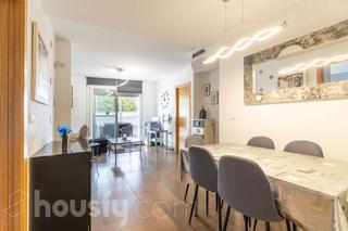 Rent Duplex in Carrer isaac peral . Rent Duplex in Carrer isaac peral .