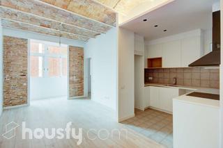 Rent Flat in Carrer d'aragó . Rent Flat in Carrer d'aragó .