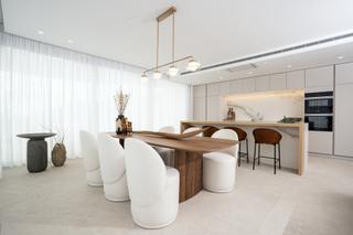 Àtic a La Quinta. Ático exclusivo con vistas panorámicas al mar y piscina privada Àtic a La Quinta. Ático exclusivo con vistas panorámicas al mar y piscina privada