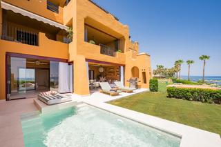 Rez-de-chaussée Mare nostrum 40. Apartamento en planta baja frente al mar con terraza, sauna y vi Rez-de-chaussée Mare nostrum 40. Apartamento en planta baja frente al mar con terraza, sauna y vi