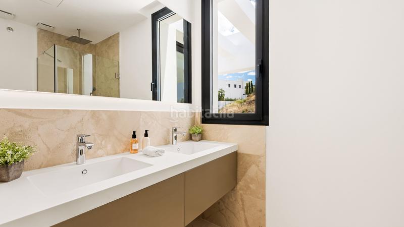 Foto 1d1fb400-02b4-4f28-a10a-4c643cbe4e47. Casa amb aparcament piscina a La Alquería Benahavís Foto 1d1fb400-02b4-4f28-a10a-4c643cbe4e47. Casa amb aparcament piscina a La Alquería Benahavís