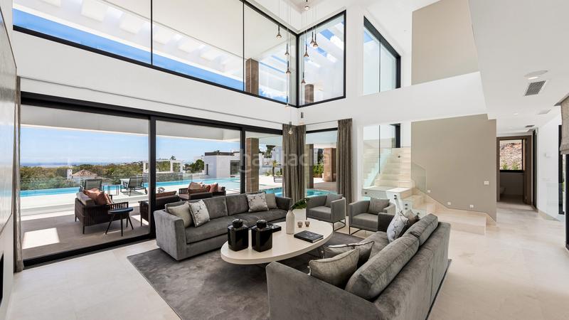 Foto 50aa77f2-ca63-4d39-a973-7d4a9d8fec94. Casa amb aparcament piscina a La Alquería Benahavís Foto 50aa77f2-ca63-4d39-a973-7d4a9d8fec94. Casa amb aparcament piscina a La Alquería Benahavís