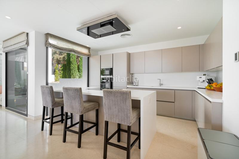 Foto d6d0a85e-7779-4fd2-bd7d-945cab05c7de. Casa amb aparcament piscina a La Alquería Benahavís Foto d6d0a85e-7779-4fd2-bd7d-945cab05c7de. Casa amb aparcament piscina a La Alquería Benahavís