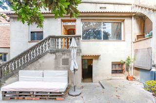 Country house in Sant Vicenç dels Horts Country house in Sant Vicenç dels Horts
