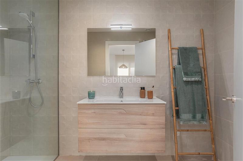 Foto f4aa0892-e80b-45bb-9fcb-199e8c7d40c3. Penthouse 164m<sup>2</sup> with heating pool in Barri dels Escriptors Salt Foto f4aa0892-e80b-45bb-9fcb-199e8c7d40c3. Penthouse 164m<sup>2</sup> with heating pool in Barri dels Escriptors Salt