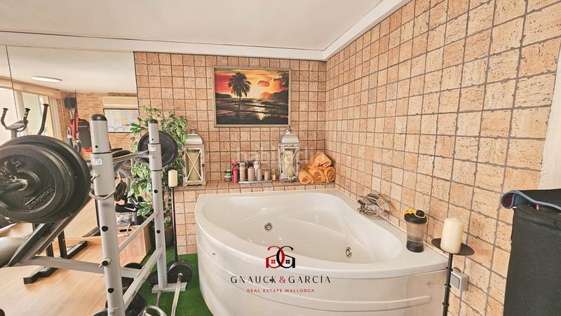 Foto edaa47ed-bd79-4a07-b0c4-350e1d6c547d. Casa adossada amb xemeneia calefacció aparcament piscina a Palma de Mallorca Foto edaa47ed-bd79-4a07-b0c4-350e1d6c547d. Casa adossada amb xemeneia calefacció aparcament piscina a Palma de Mallorca