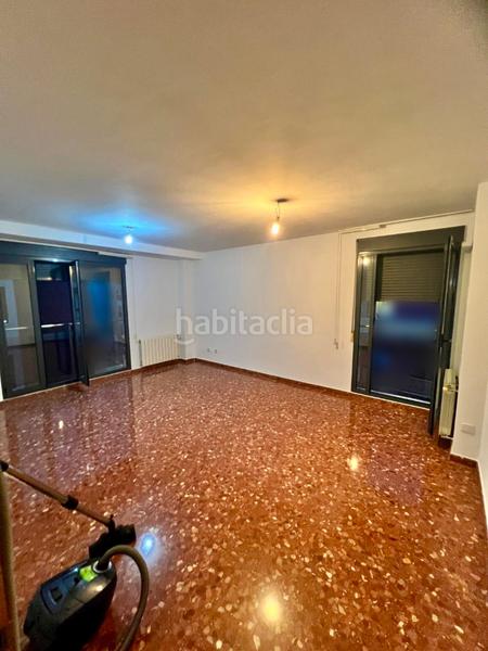 Foto 5ba65c75-ac8b-4679-8c2d-f115eddfa57d. Piso  con garaje, buena distribución y excelente ubicación en Aldaia Foto 5ba65c75-ac8b-4679-8c2d-f115eddfa57d. Piso  con garaje, buena distribución y excelente ubicación en Aldaia