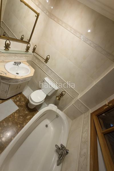 Foto c5b10b60-6946-45ad-a592-bf7940b85c50. Casa a calle guarnon 62 a Bola de Oro Granada Foto c5b10b60-6946-45ad-a592-bf7940b85c50. Casa a calle guarnon 62 a Bola de Oro Granada