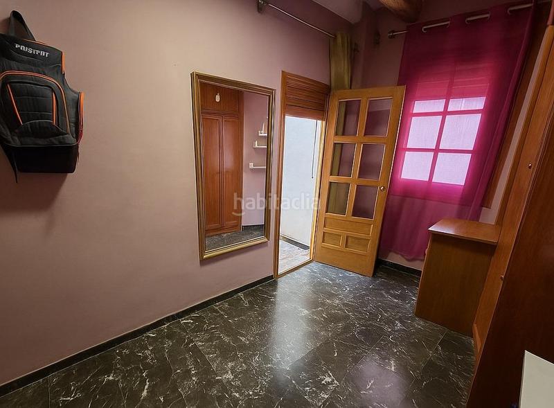 Foto c7f803e8-dc6f-4c80-8f3b-ff276fe56022. Casa a calle guarnon 62 a Bola de Oro Granada Foto c7f803e8-dc6f-4c80-8f3b-ff276fe56022. Casa a calle guarnon 62 a Bola de Oro Granada