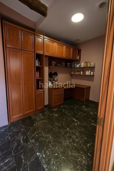 Foto e114f0d8-dc1d-4724-8693-150edea38b59. Casa a calle guarnon 62 a Bola de Oro Granada Foto e114f0d8-dc1d-4724-8693-150edea38b59. Casa a calle guarnon 62 a Bola de Oro Granada