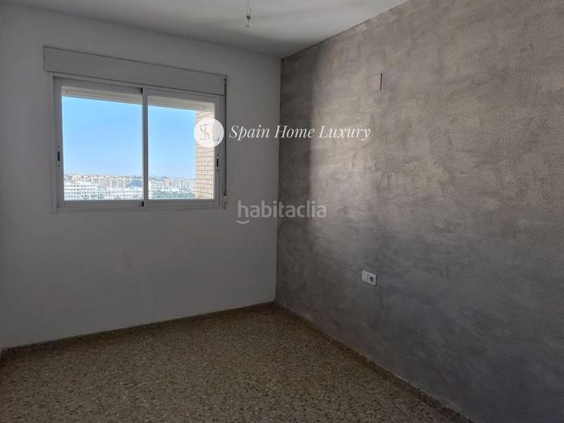 Foto 4ce8f8c1-0f16-4a8c-9e5e-ef9eea9a0b48. Alquiler dúplex en Valterna Paterna Foto 4ce8f8c1-0f16-4a8c-9e5e-ef9eea9a0b48. Alquiler dúplex en Valterna Paterna