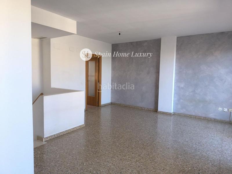 Foto bd474842-6612-4d50-8ba9-2c1b8d0499db. Alquiler dúplex en Valterna Paterna Foto bd474842-6612-4d50-8ba9-2c1b8d0499db. Alquiler dúplex en Valterna Paterna