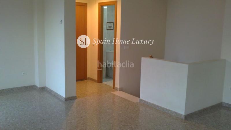 Foto e8b40a5c-a112-4dc4-a766-2ceeb49150a8. Alquiler dúplex en Valterna Paterna Foto e8b40a5c-a112-4dc4-a766-2ceeb49150a8. Alquiler dúplex en Valterna Paterna