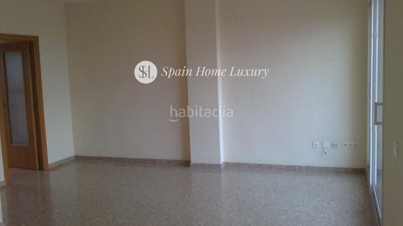 Foto a48ea84a-0540-446f-8cb6-16b07b5346b9. Lloguer dúplex amb aparcament piscina a Valterna Paterna Foto a48ea84a-0540-446f-8cb6-16b07b5346b9. Lloguer dúplex amb aparcament piscina a Valterna Paterna