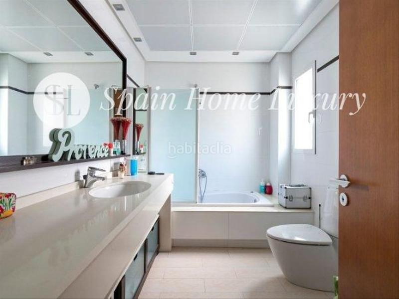 Foto c1f3d673-6b4a-4cd6-a26c-02338079c82d. Xalet amb piscina a Cheste Foto c1f3d673-6b4a-4cd6-a26c-02338079c82d. Xalet amb piscina a Cheste