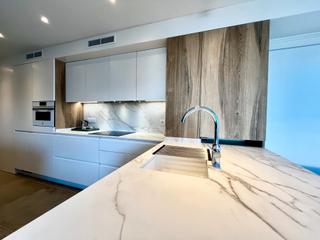 Apartament  Carrer vila-real 8. Apartamento reformado con calidades premium y vistas al mar – be Apartament  Carrer vila-real 8. Apartamento reformado con calidades premium y vistas al mar – be