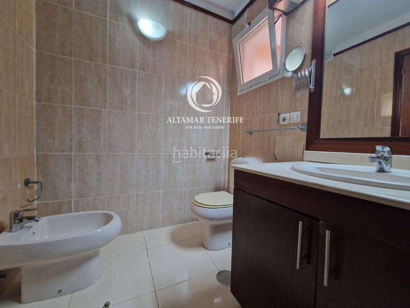 Foto 18f27266-b535-40ff-a159-f8edb9279ccb. Apartament amb aparcament a Torviscas Centro y Alto Adeje Foto 18f27266-b535-40ff-a159-f8edb9279ccb. Apartament amb aparcament a Torviscas Centro y Alto Adeje