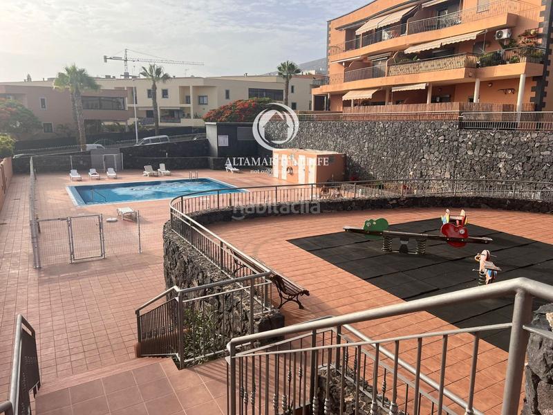 Foto 13185b1a-f764-4bb5-881b-c662b65c1b3f. Casa adossada amb piscina a Casco Urbano Adeje Foto 13185b1a-f764-4bb5-881b-c662b65c1b3f. Casa adossada amb piscina a Casco Urbano Adeje