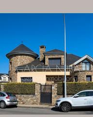 Xalet Rúa recarei. Chalet de 589 m² en la urbanización recarei, ribadeo Xalet Rúa recarei. Chalet de 589 m² en la urbanización recarei, ribadeo