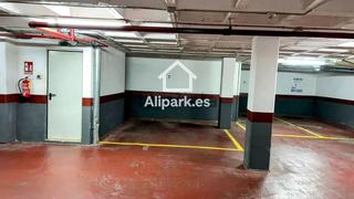 Aparcament cotxe  Reyes catolicos. Garaje para coche y moto en reyes católicos Aparcament cotxe  Reyes catolicos. Garaje para coche y moto en reyes católicos