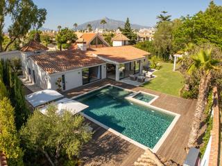 Chalet in Puerto Banús Chalet in Puerto Banús