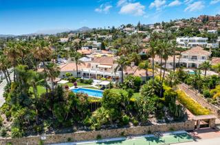Chalet in Los Naranjos Chalet in Los Naranjos