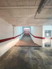 Aparcament cotxe N/a Aparcament cotxe N/a